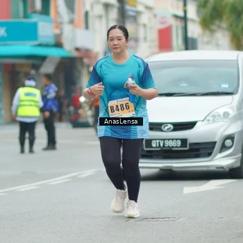 Runner Photo 8859478