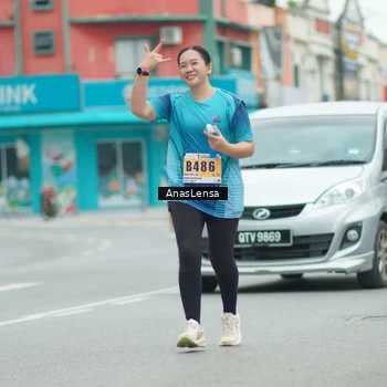 Runner Photo 8859549