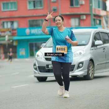 Runner Photo 8859592