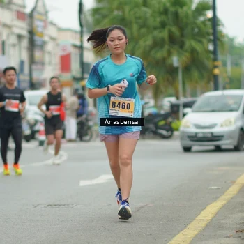 Runner Photo 8859606