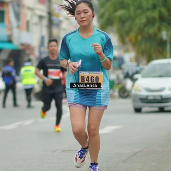 Runner Photo 8859637