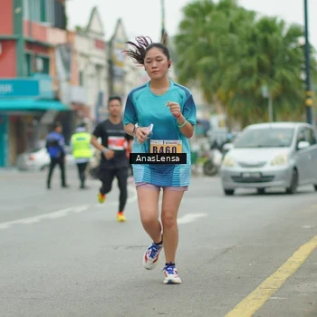 Runner Photo 8859641