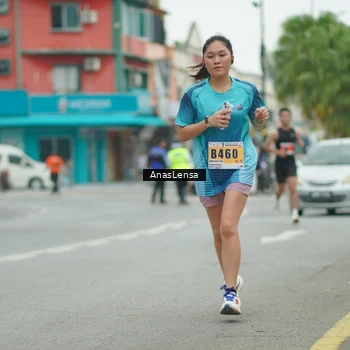 Runner Photo 8859660