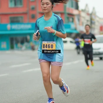 Runner Photo 8859675