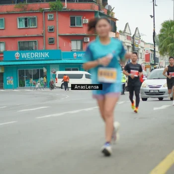 Runner Photo 8859676