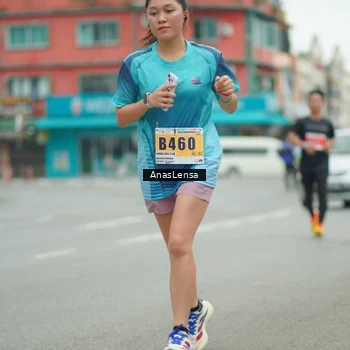 Runner Photo 8859696