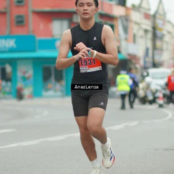 Runner Photo 8859806
