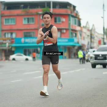 Runner Photo 8859812