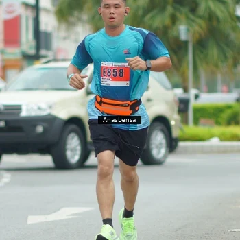 Runner Photo 8859845