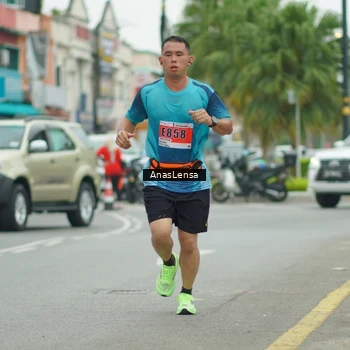 Runner Photo 8859868