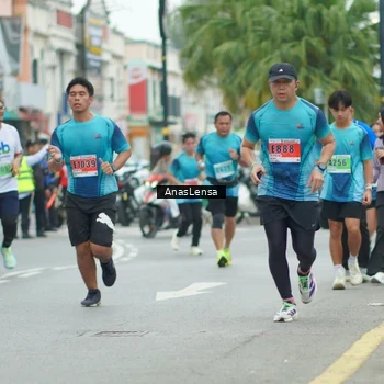 Runner Photo 8859979