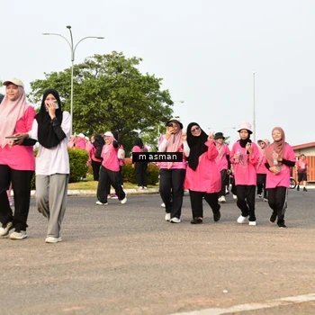 Runner Photo 8860001