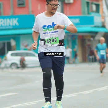 Runner Photo 8860099