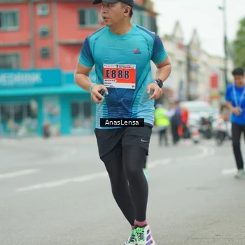 Runner Photo 8860100