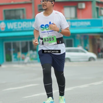 Runner Photo 8860105