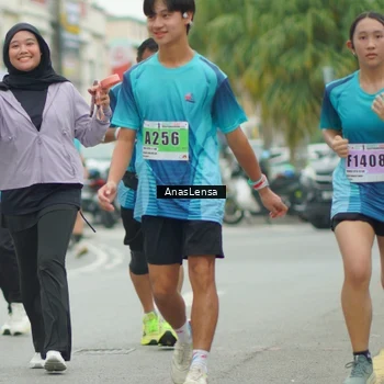 Runner Photo 8860127