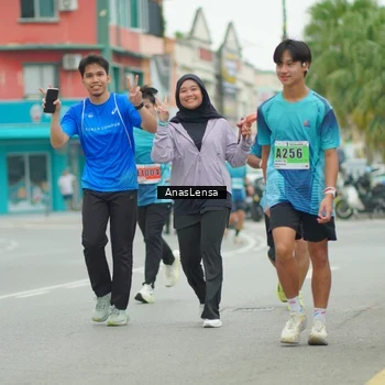 Runner Photo 8860131