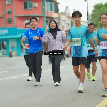 Runner Photo 8860166