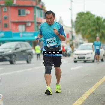 Runner Photo 8860190