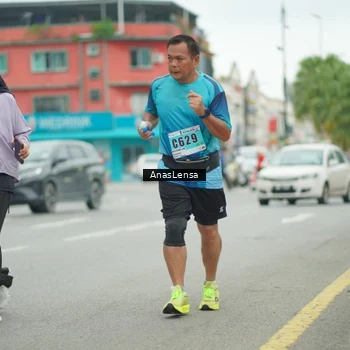 Runner Photo 8860220