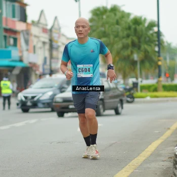 Runner Photo 8860248