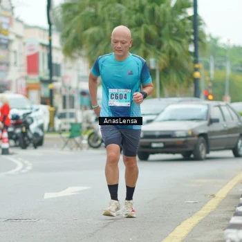 Runner Photo 8860252