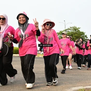 Runner Photo 8860262