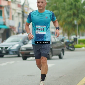 Runner Photo 8860268
