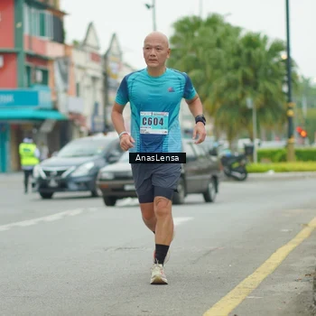 Runner Photo 8860274