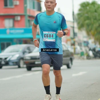 Runner Photo 8860296