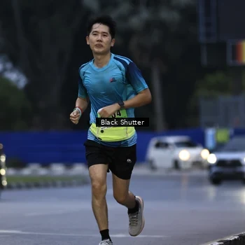 Runner Photo 8860298