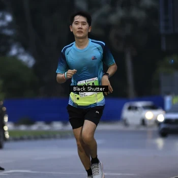 Runner Photo 8860301