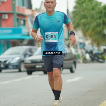 Runner Photo 8860311