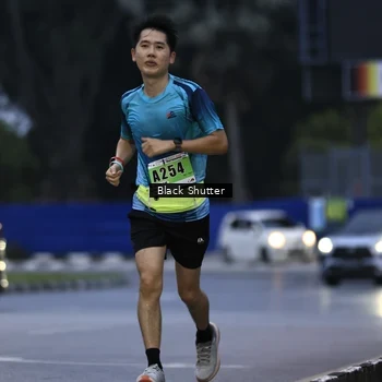 Runner Photo 8860313