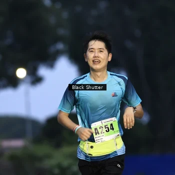 Runner Photo 8860336