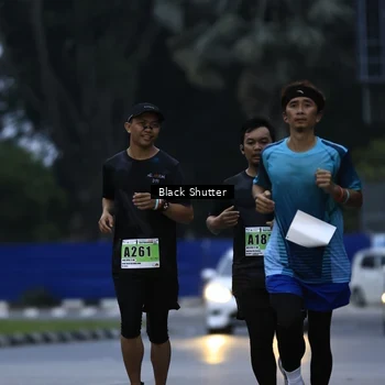 Runner Photo 8860367