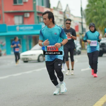 Runner Photo 8860370