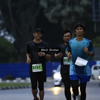 Runner Photo 8860373