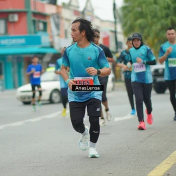 Runner Photo 8860381