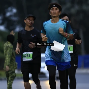 Runner Photo 8860393