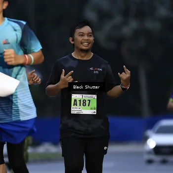 Runner Photo 8860403