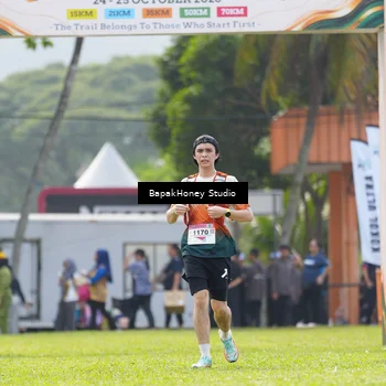 Runner Photo 8860405