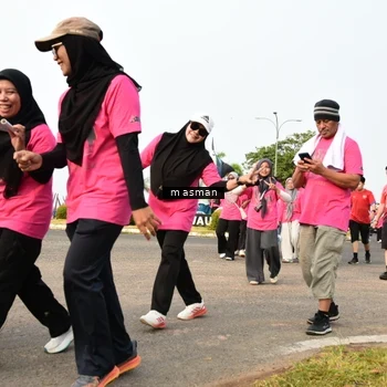 Runner Photo 8860422