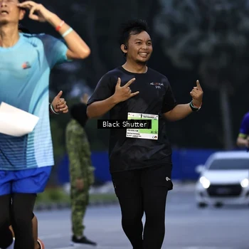 Runner Photo 8860437