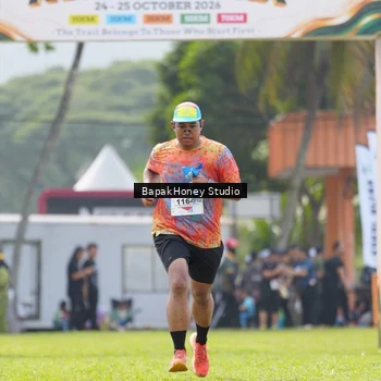 Runner Photo 8860445