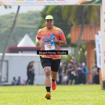 Runner Photo 8860466