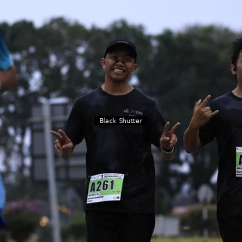 Runner Photo 8860493