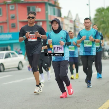 Runner Photo 8860552
