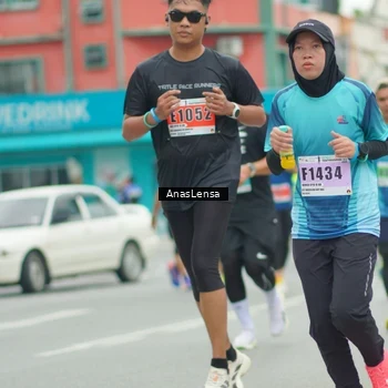Runner Photo 8860565