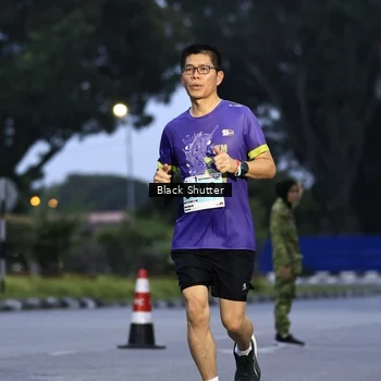 Runner Photo 8860580